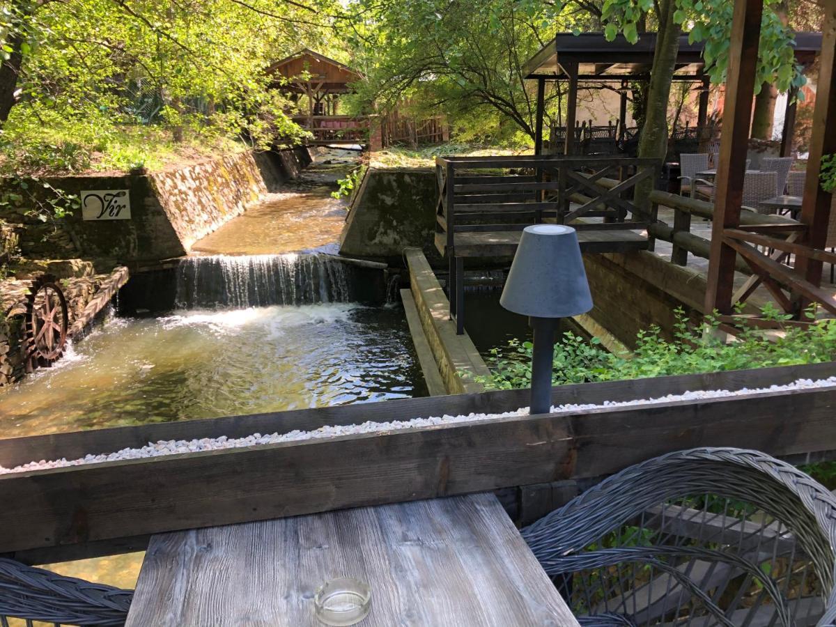 Garni Hotel Vir Врнячка-Баня Экстерьер фото